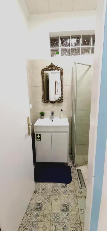 Home & Flower - Private Bedrooms Funchal Luaran gambar