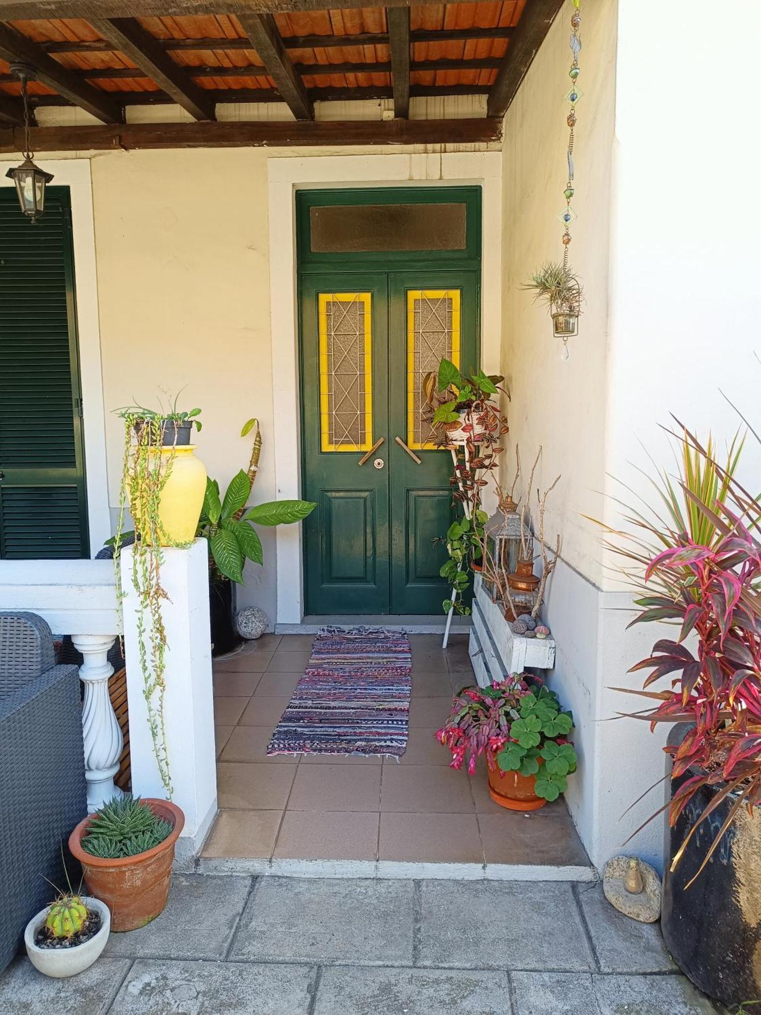 Home & Flower - Private Bedrooms Funchal Luaran gambar