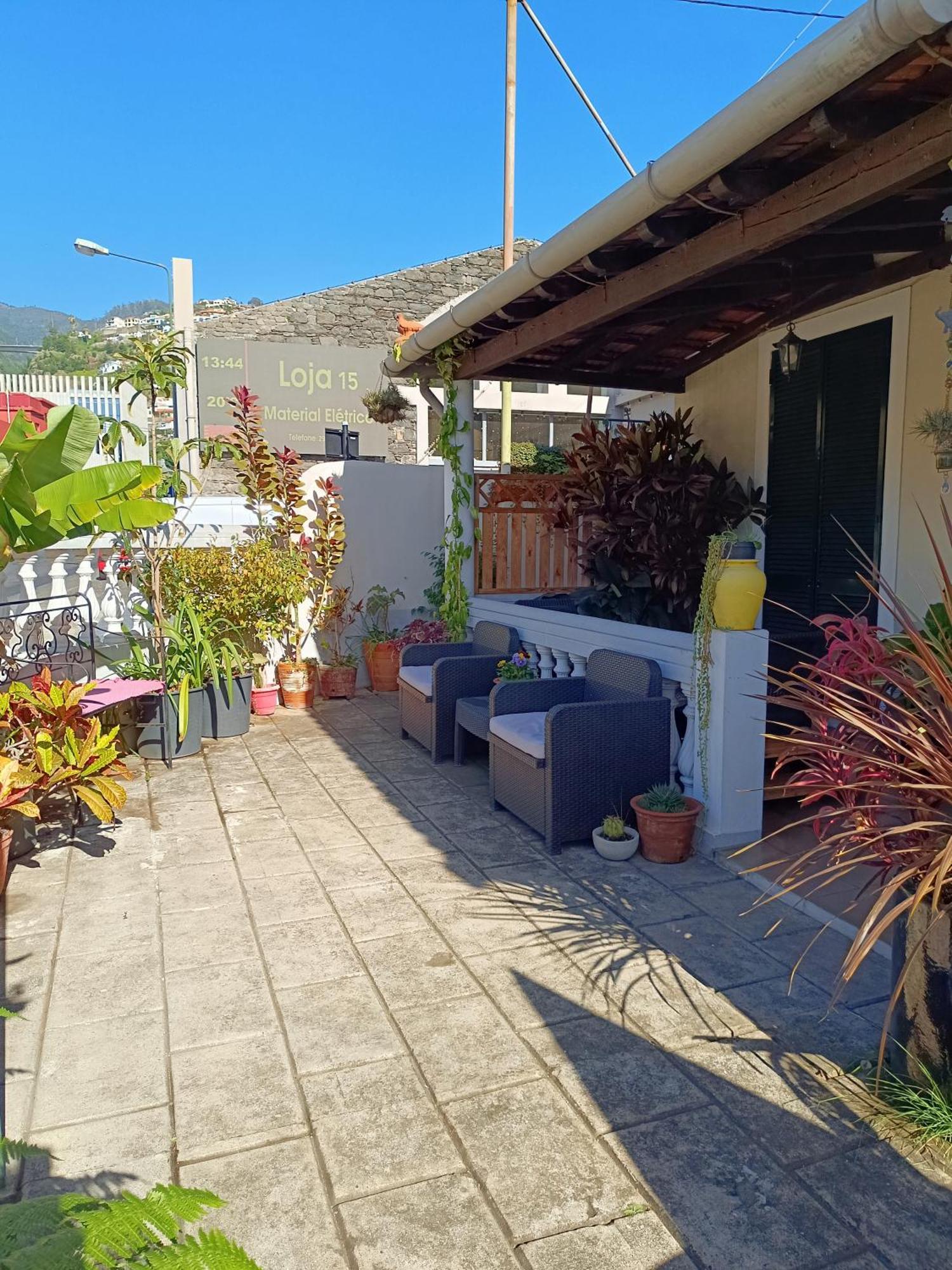 Home & Flower - Private Bedrooms Funchal Luaran gambar